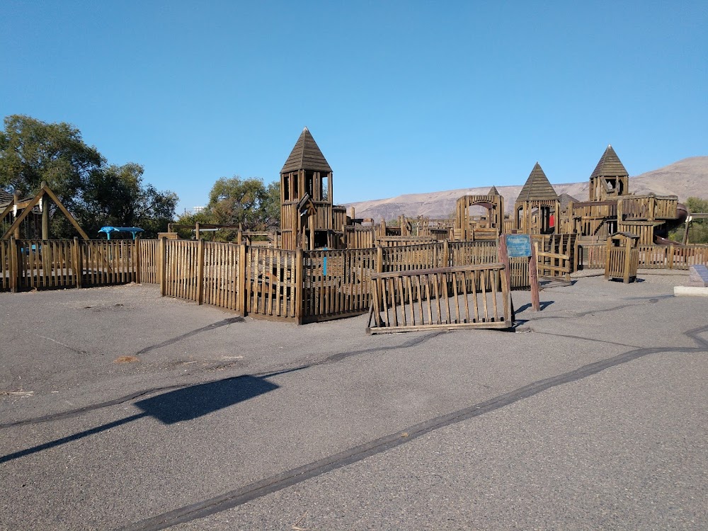 Yakima, WA Travel Guide